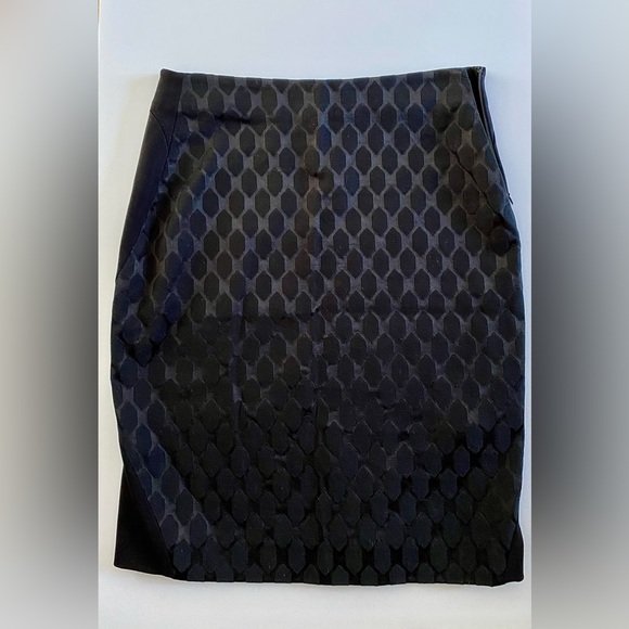 DVF Diane Von Furstenburg Honeycomb Skirt Size 6 - Picture 1 of 11